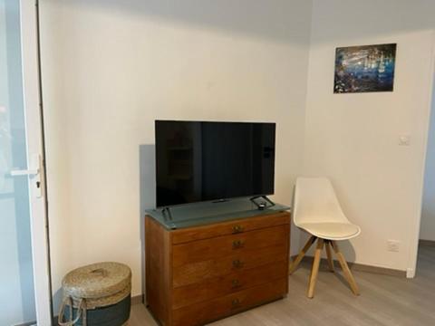 T2! 3 Ou 4 Personnes Centre Ville Neuf Avec Garage Sanary-sur-Mer Extérieur photo