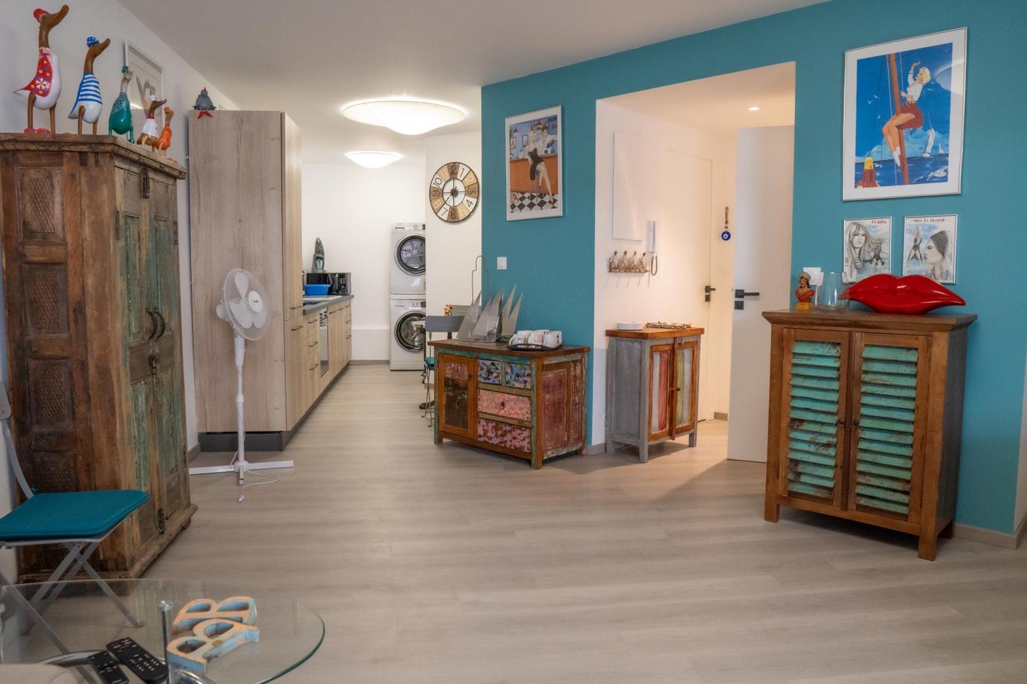 T2! 3 Ou 4 Personnes Centre Ville Neuf Avec Garage Sanary-sur-Mer Extérieur photo