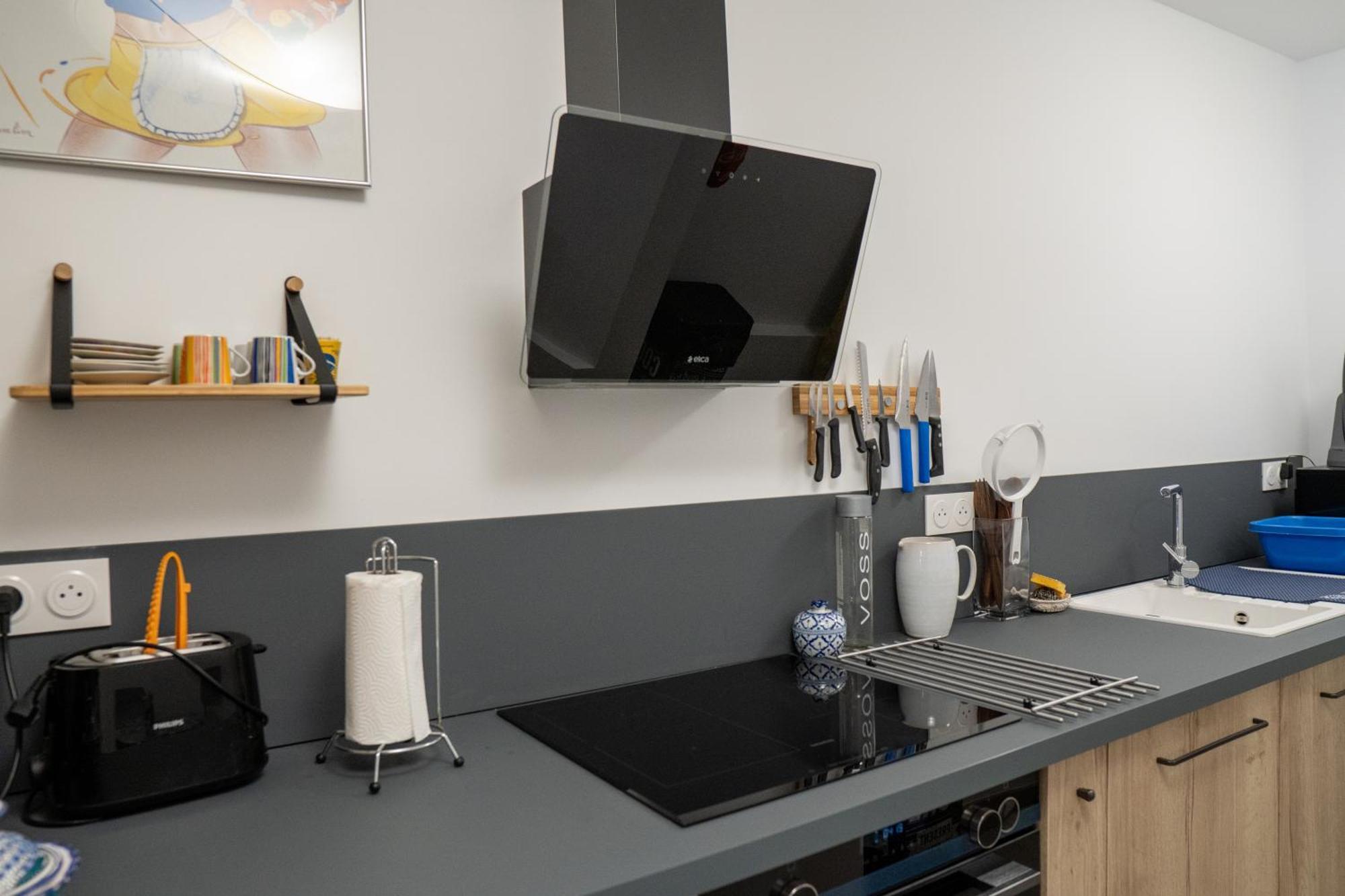 T2! 3 Ou 4 Personnes Centre Ville Neuf Avec Garage Sanary-sur-Mer Extérieur photo